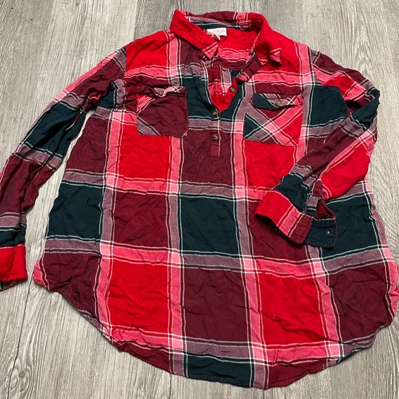Isabel Maternity Christmas Plaid Shirt - Picture 1 of 3